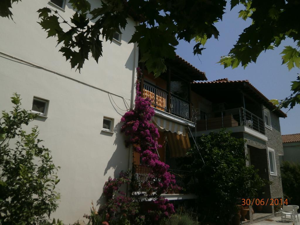 Ioannis Avrades Apartments 아기아캄포스 외부 사진